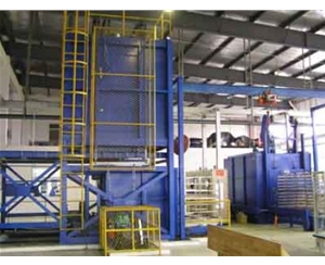 Vertical aluminum alloy quenching furnace